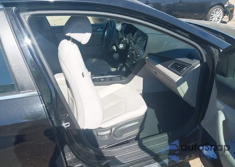 2016 Hyundai Sonata Sport z USA, uszkodzony, nr VIN 5NPE34AF6GH298977